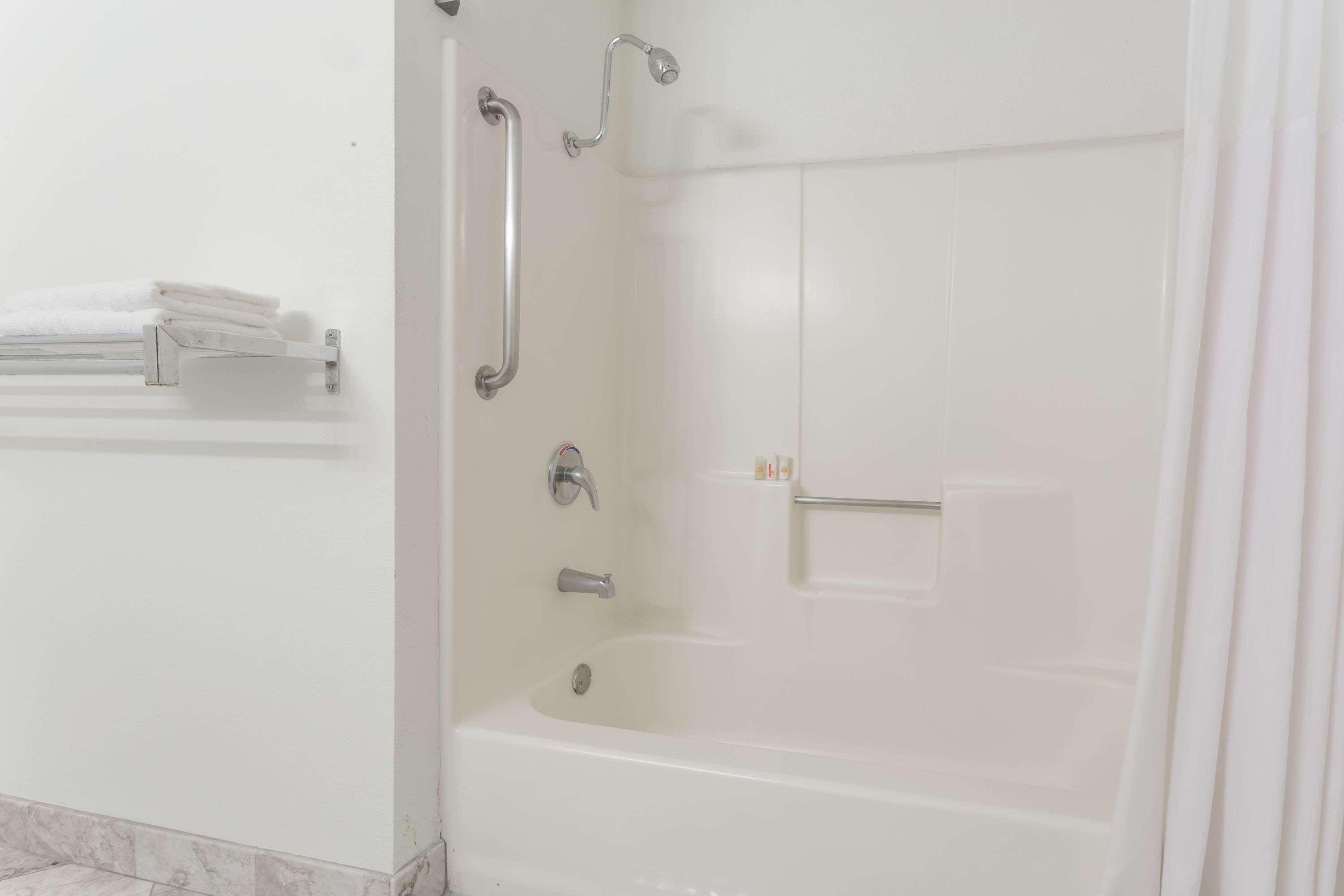 Days Inn By Wyndham Westley Extérieur photo